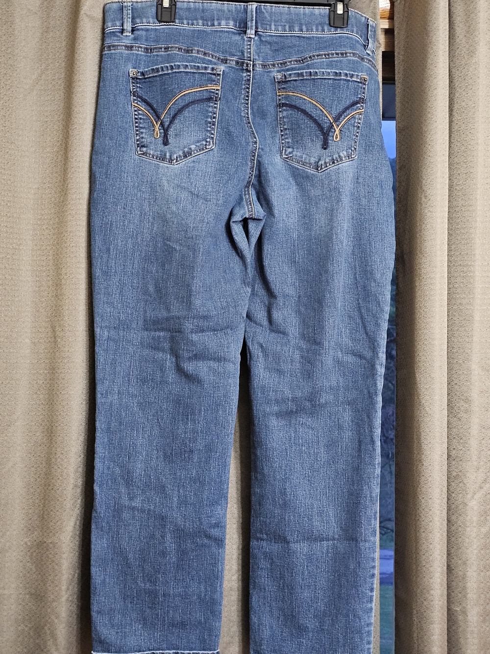 Women's Boot Cut Denim Jeans in Medium Blue